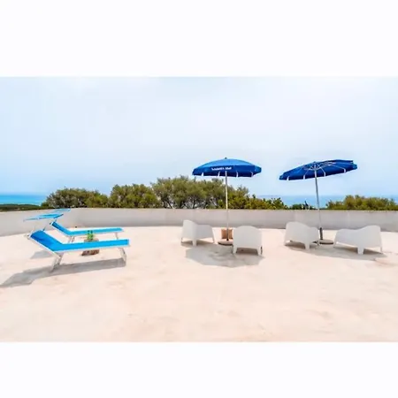 Acquamarina Feriehus *